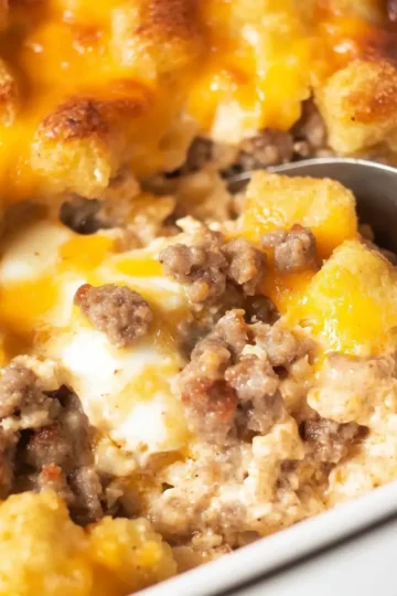 Cheesy Tater Tot Breakfast