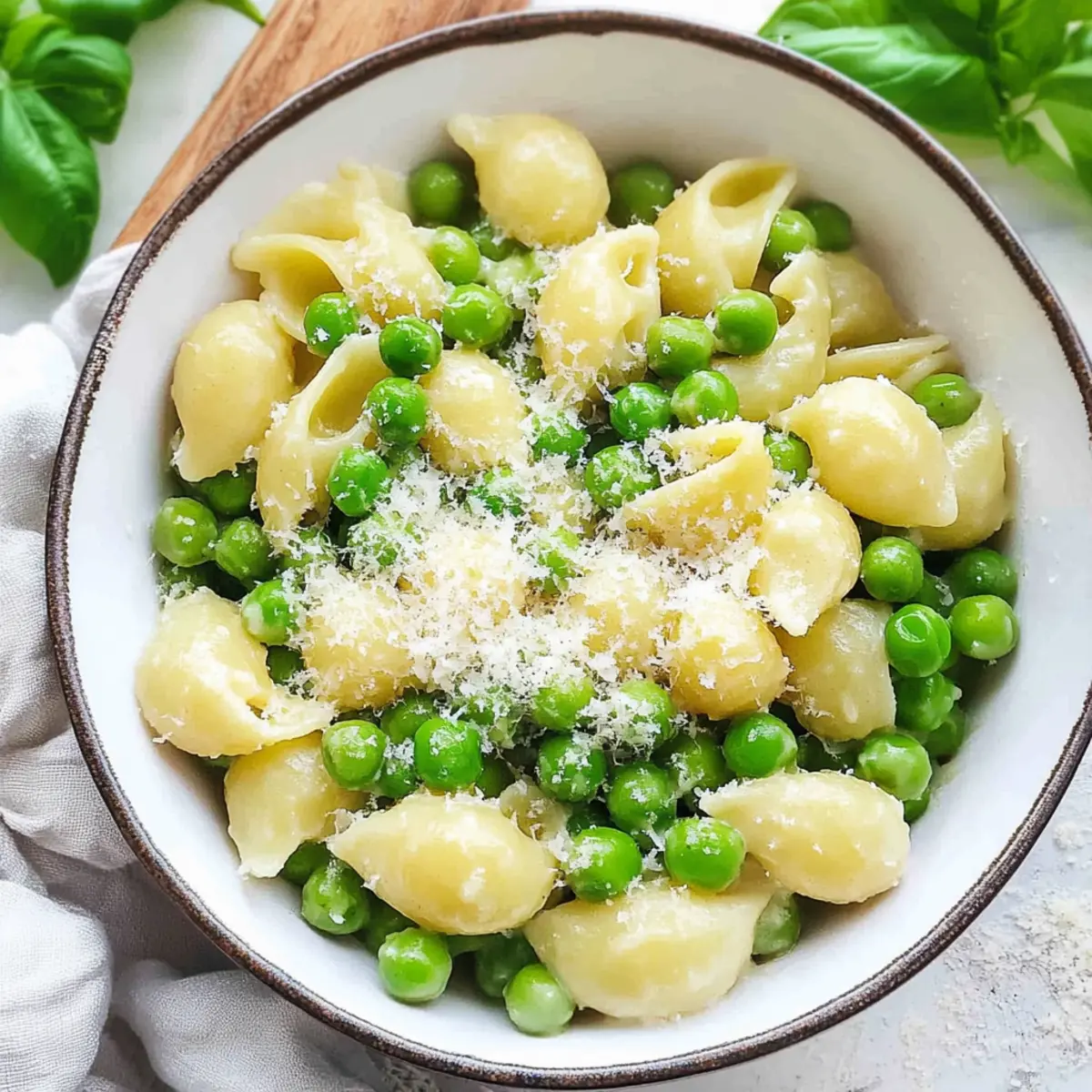 Easy One-Pot Pasta with Peas: A Comforting Weeknight Breeze 2 56a49e9b 4779 44bd 8f6a a059aba28c53 2 iz46eo