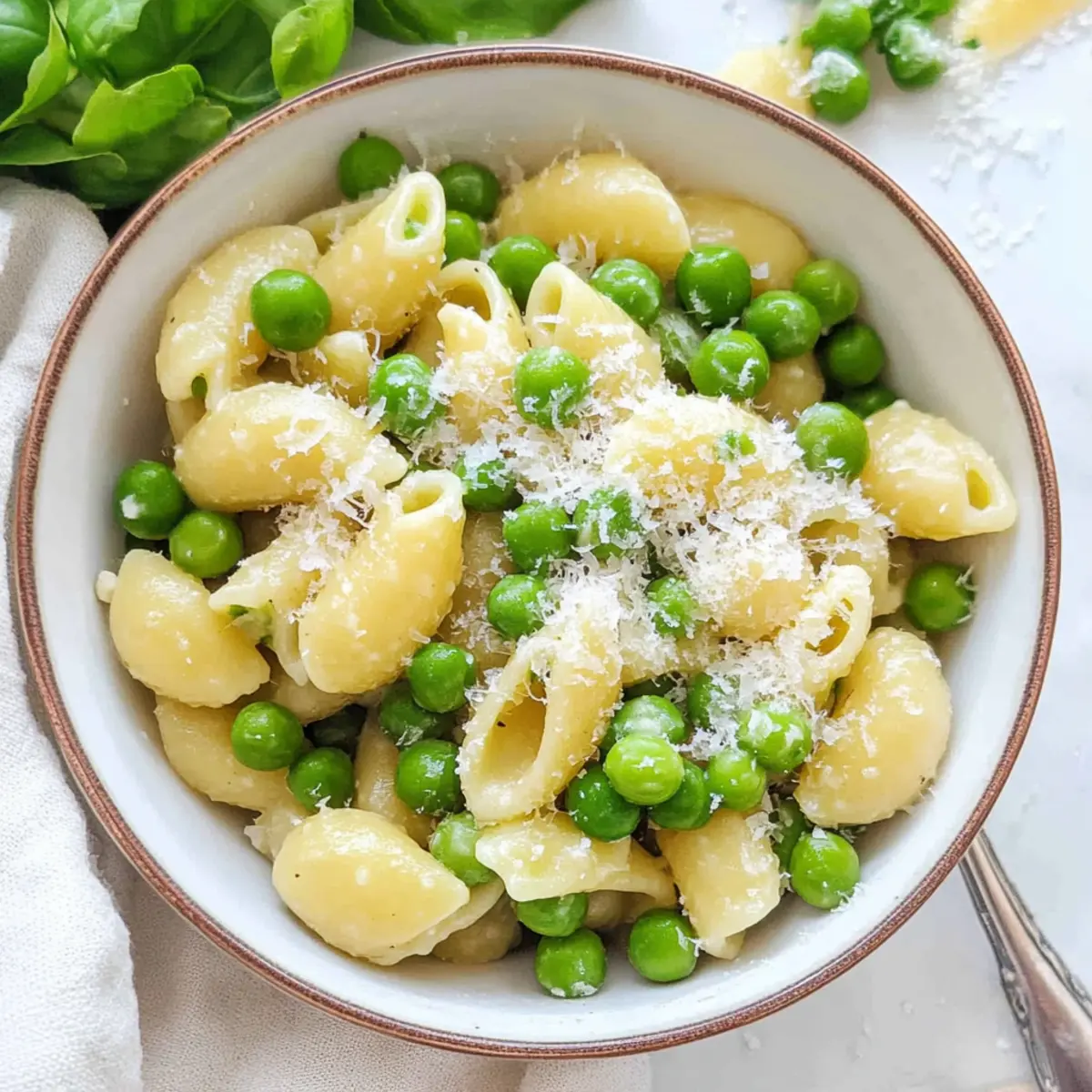 Easy One-Pot Pasta with Peas: A Comforting Weeknight Breeze 3 56a49e9b 4779 44bd 8f6a a059aba28c53 3 v2obz5