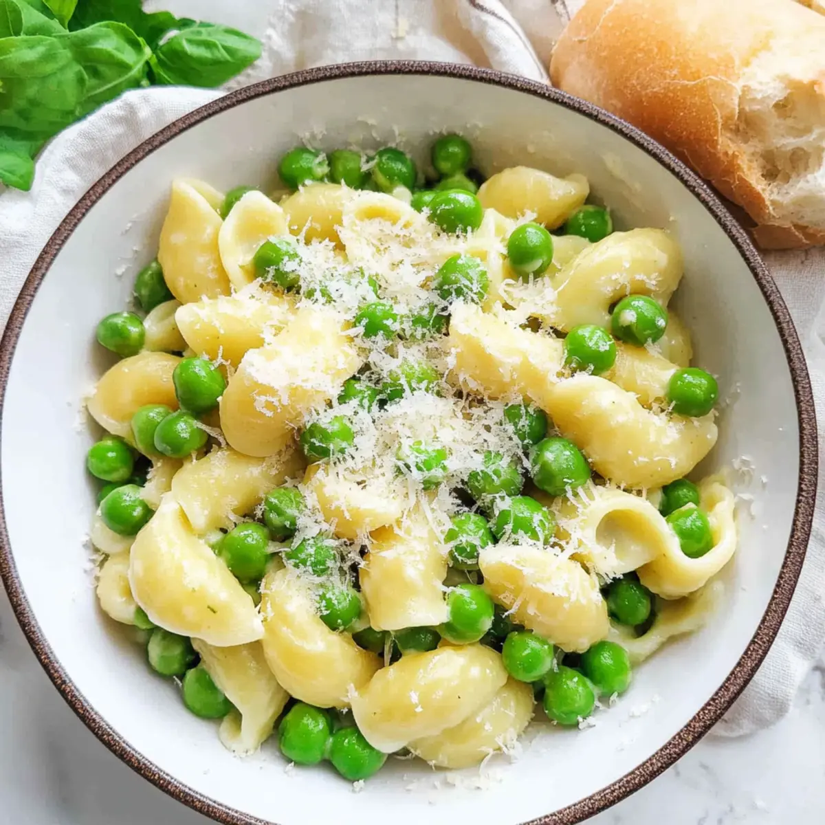 Easy One-Pot Pasta with Peas: A Comforting Weeknight Breeze 4 56a49e9b 4779 44bd 8f6a a059aba28c53 4 nnqyqt