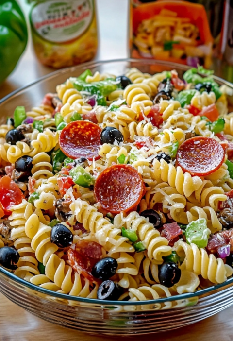 Pizza Pasta Salad Recipe for Summer Barbecue Gatherings